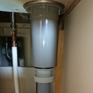 小さめ排水栓交換後の画像