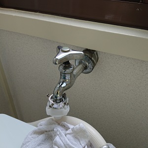 洗濯機水栓交換前の画像